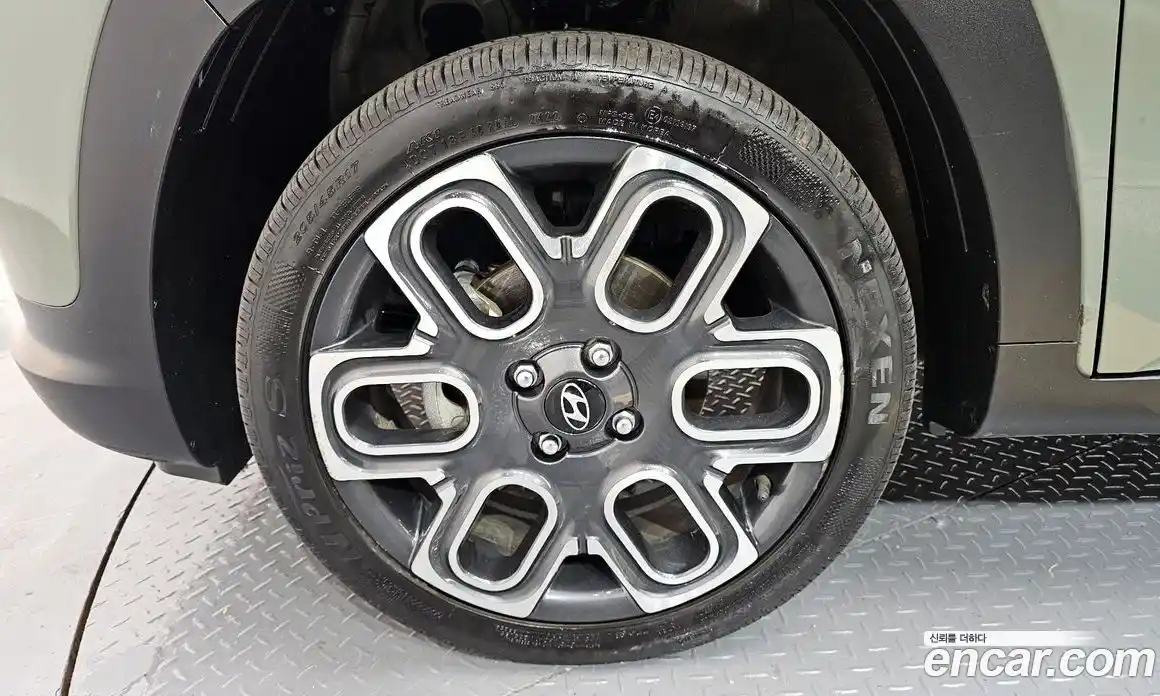 Hyundai Casper 2022 1.0 автомат (гидро), фото 5