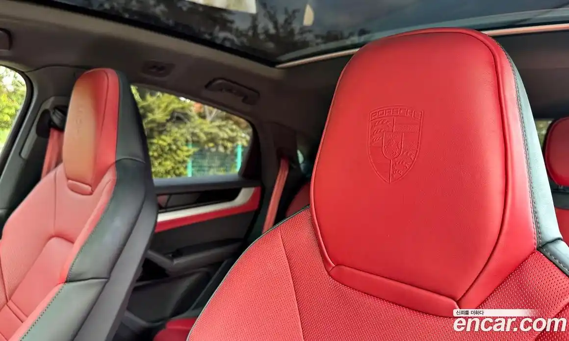 Porsche Cayenne 2024 3.0 автомат (гидро), фото 15