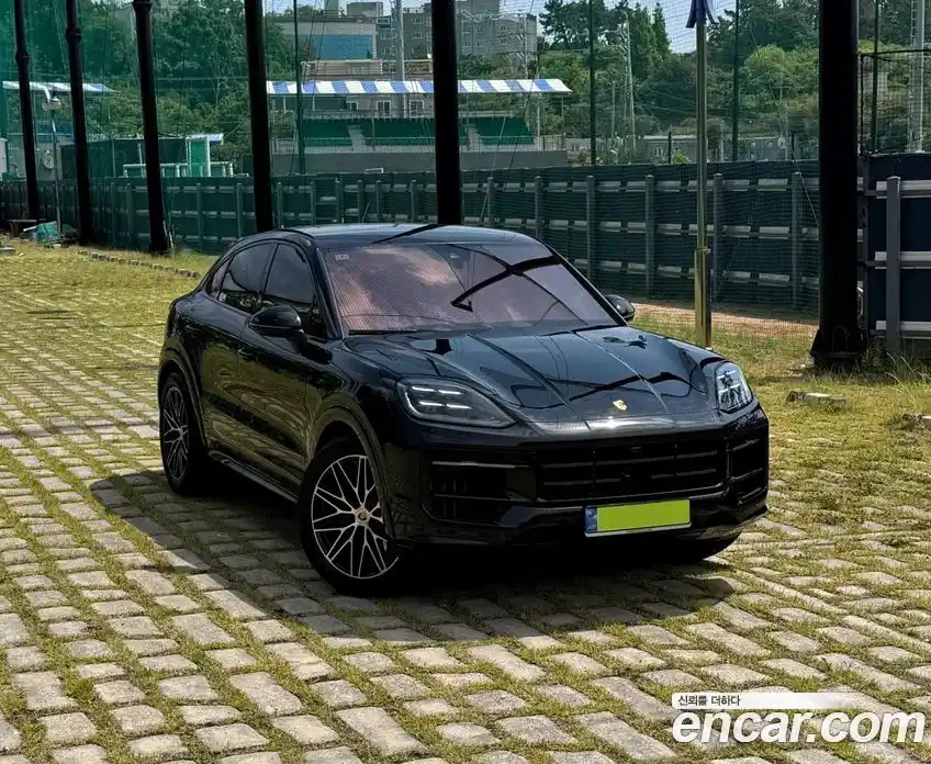 Porsche Cayenne 2024 3.0 автомат (гидро), фото 5