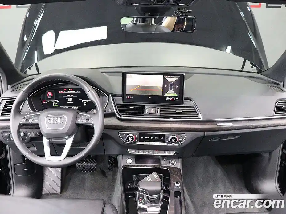 Audi Q5 2023 2.0 автомат (гидро), фото 12
