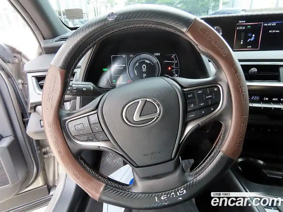 Lexus UX 2020 2.0 гидро, фото 8