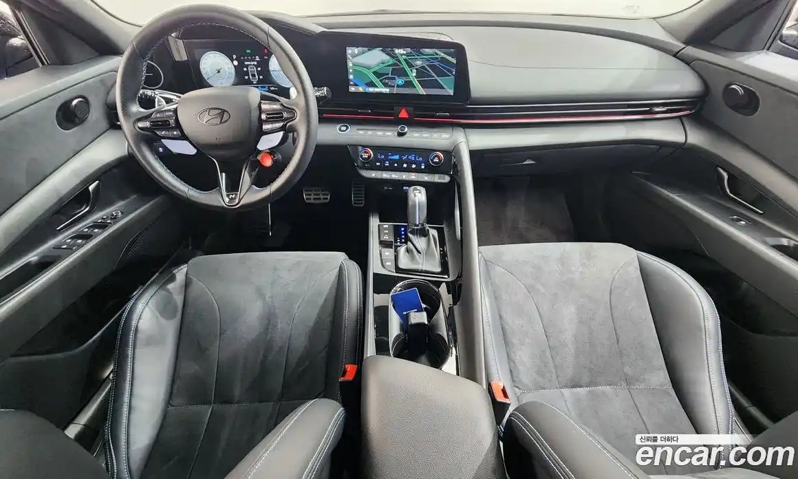 Hyundai Avante 2024 2.0 автомат (гидро), фото 10