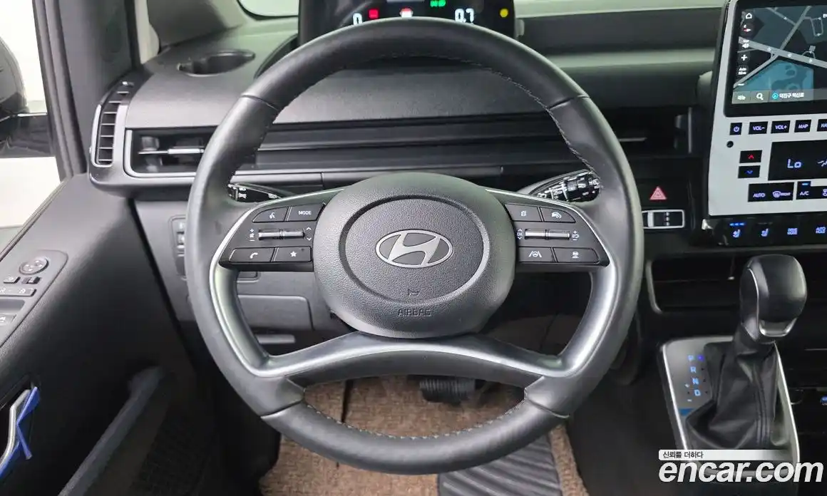 Hyundai Staria 2024 2.2 автомат (гидро), фото 20
