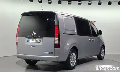 Hyundai Staria 2024 2.2 автомат (гидро), миниатюра 2