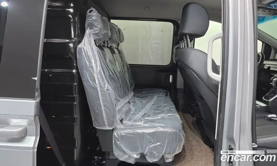 Hyundai Staria 2024 2.2 автомат (гидро), фото 30