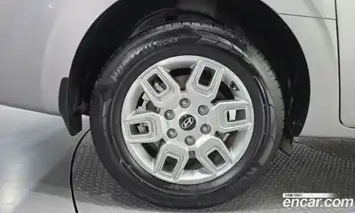 Hyundai Staria 2024 2.2 автомат (гидро), миниатюра 5