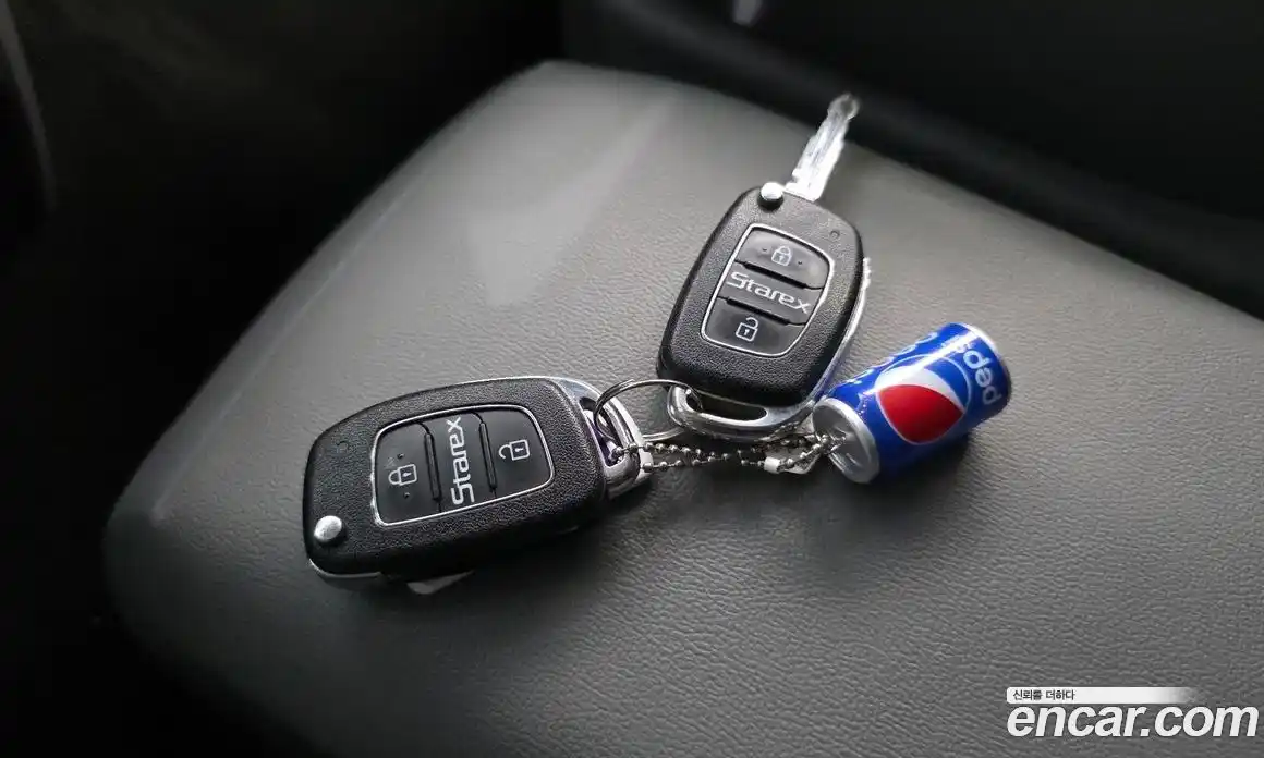 Hyundai Starex 2018 2.5 автомат (гидро), фото 25
