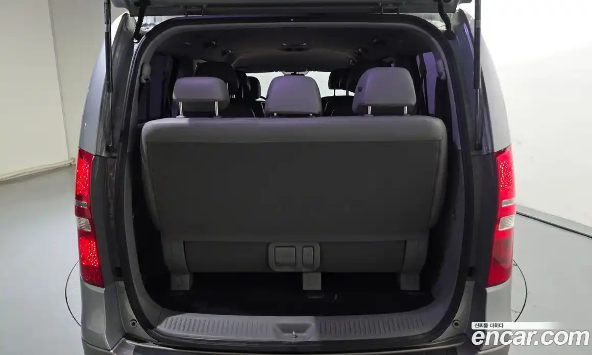 Hyundai Starex 2018 2.5 автомат (гидро), фото 26