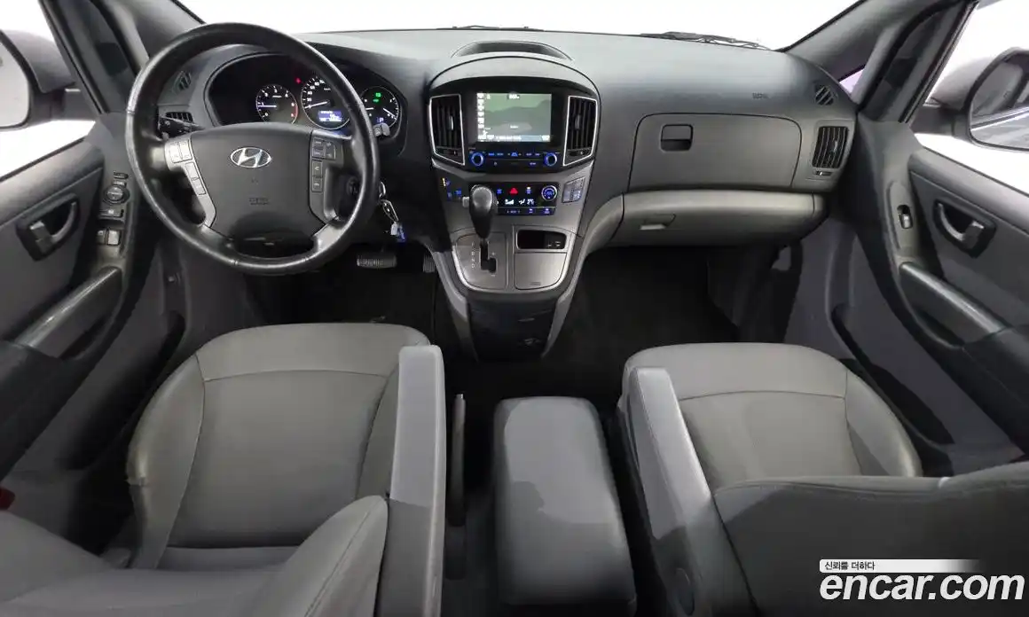 Hyundai Starex 2018 2.5 автомат (гидро), фото 10