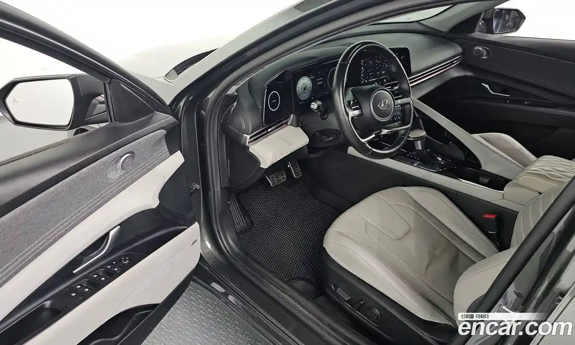 Hyundai Avante 2021 1.6 автомат (гидро), фото 13