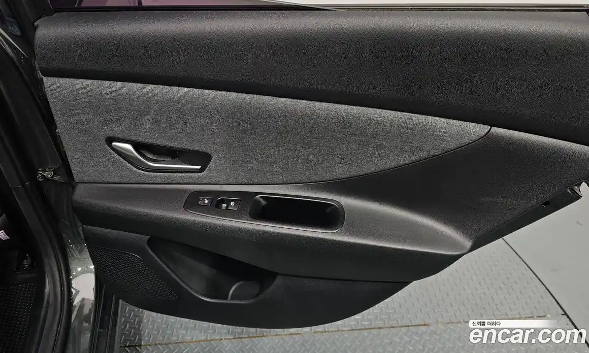 Hyundai Avante 2021 1.6 автомат (гидро), фото 15
