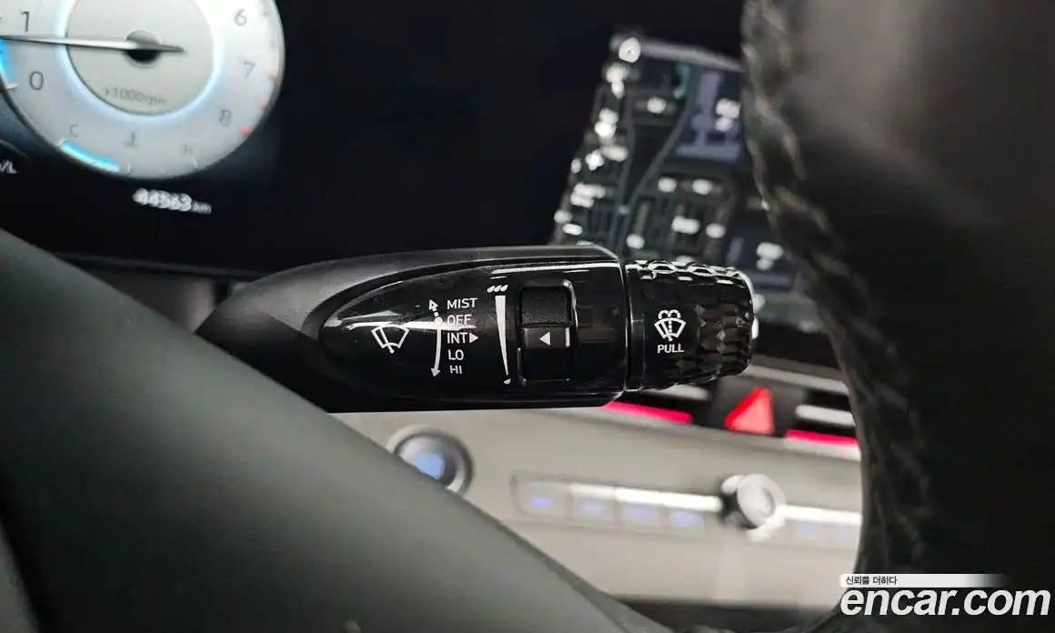 Hyundai Avante 2021 1.6 автомат (гидро), фото 28