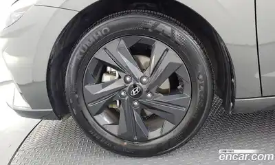 Hyundai Avante 2021 1.6 автомат (гидро), миниатюра 5
