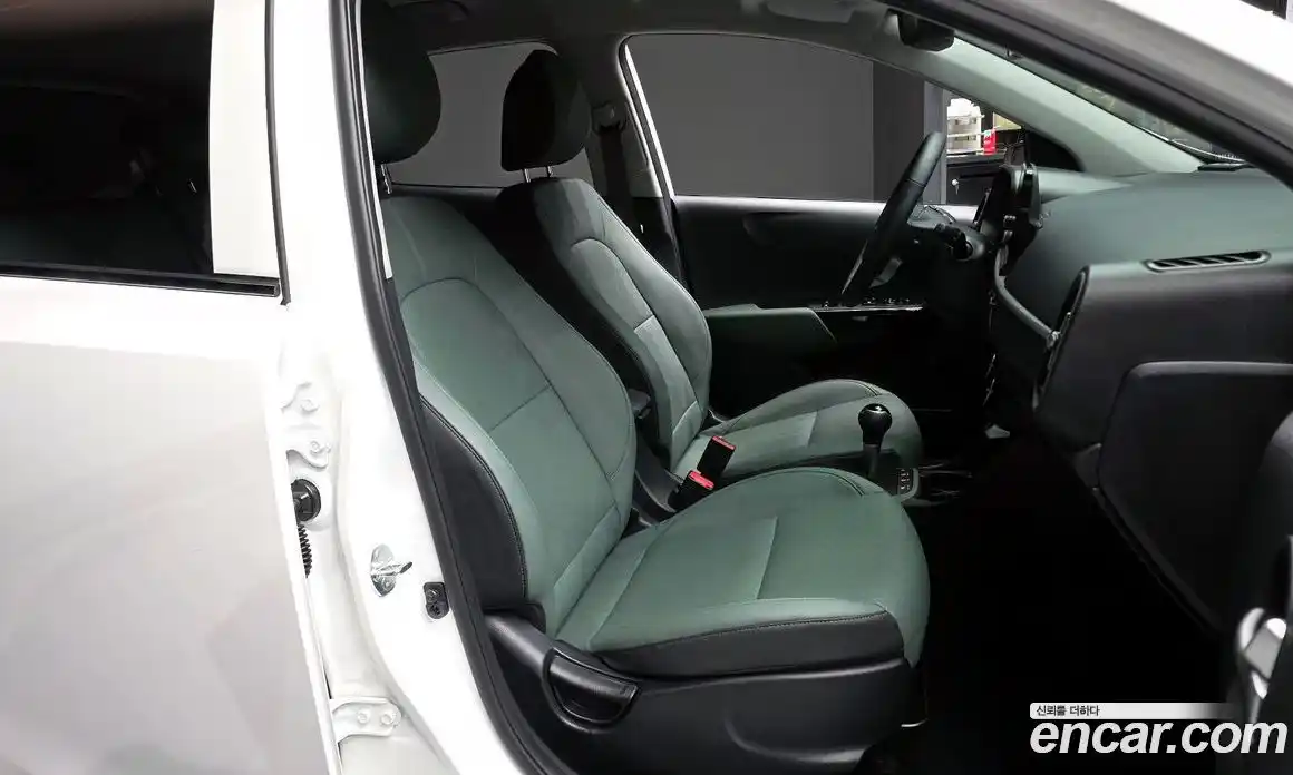 Kia Morning 2024 1.0 автомат (гидро), фото 17
