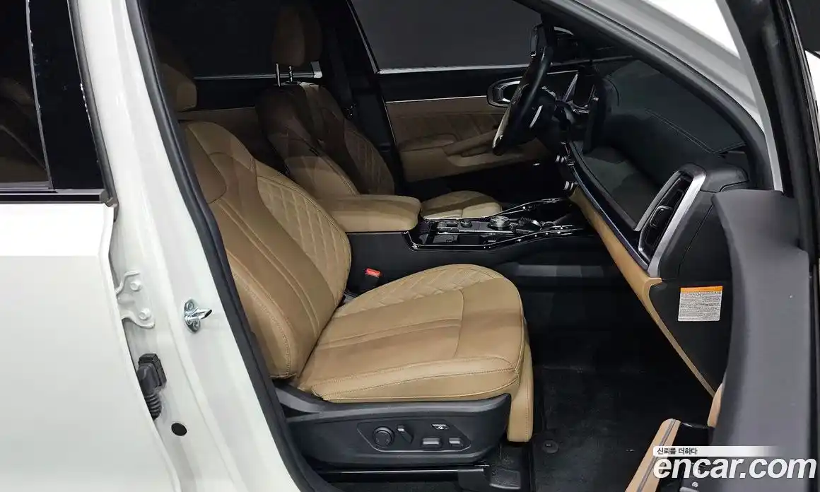 Kia Sorento 2023 1.6 автомат (гидро), фото 16