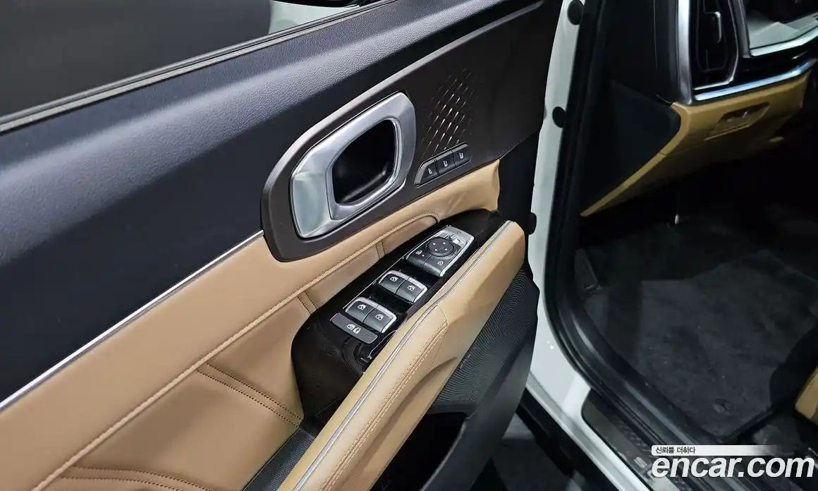 Kia Sorento 2023 1.6 автомат (гидро), фото 26