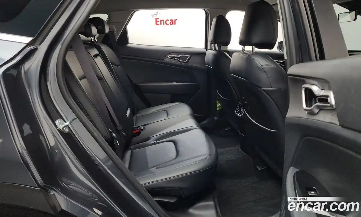 Kia Sportage 2021 1.6 автомат (гидро), фото 17