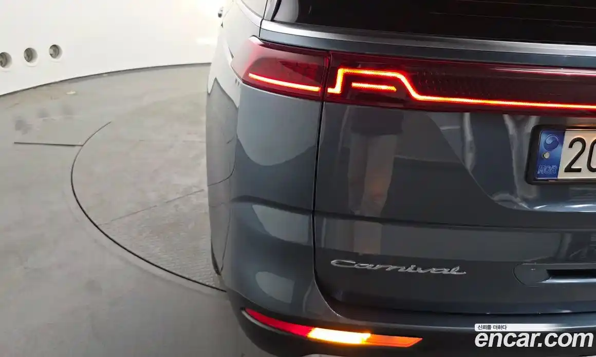 Kia Carnival 2021 2.2 автомат (гидро), фото 9
