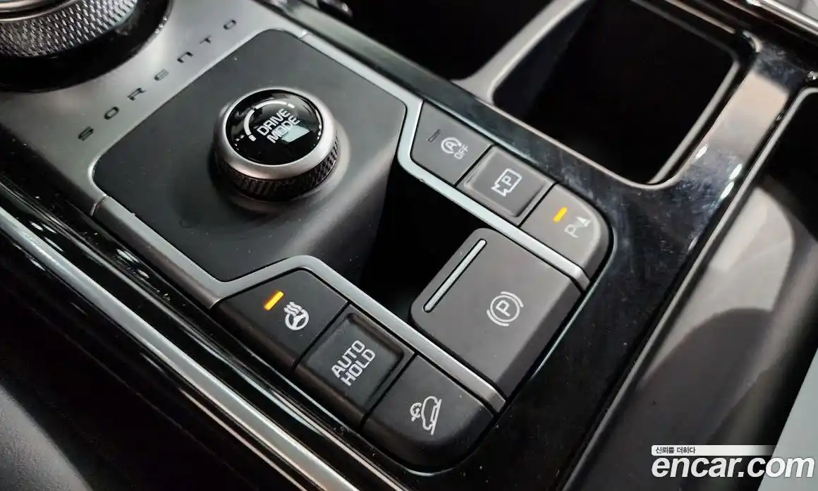 Kia Sorento 2023 2.5 автомат (гидро), фото 23