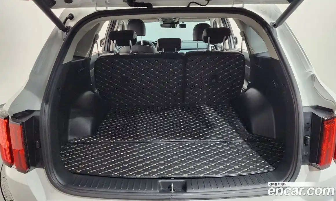 Kia Sorento 2023 2.5 автомат (гидро), фото 26