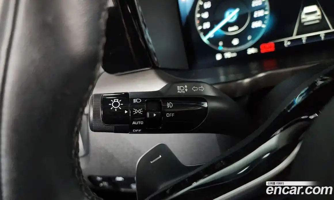 Kia Sorento 2023 2.5 автомат (гидро), фото 30