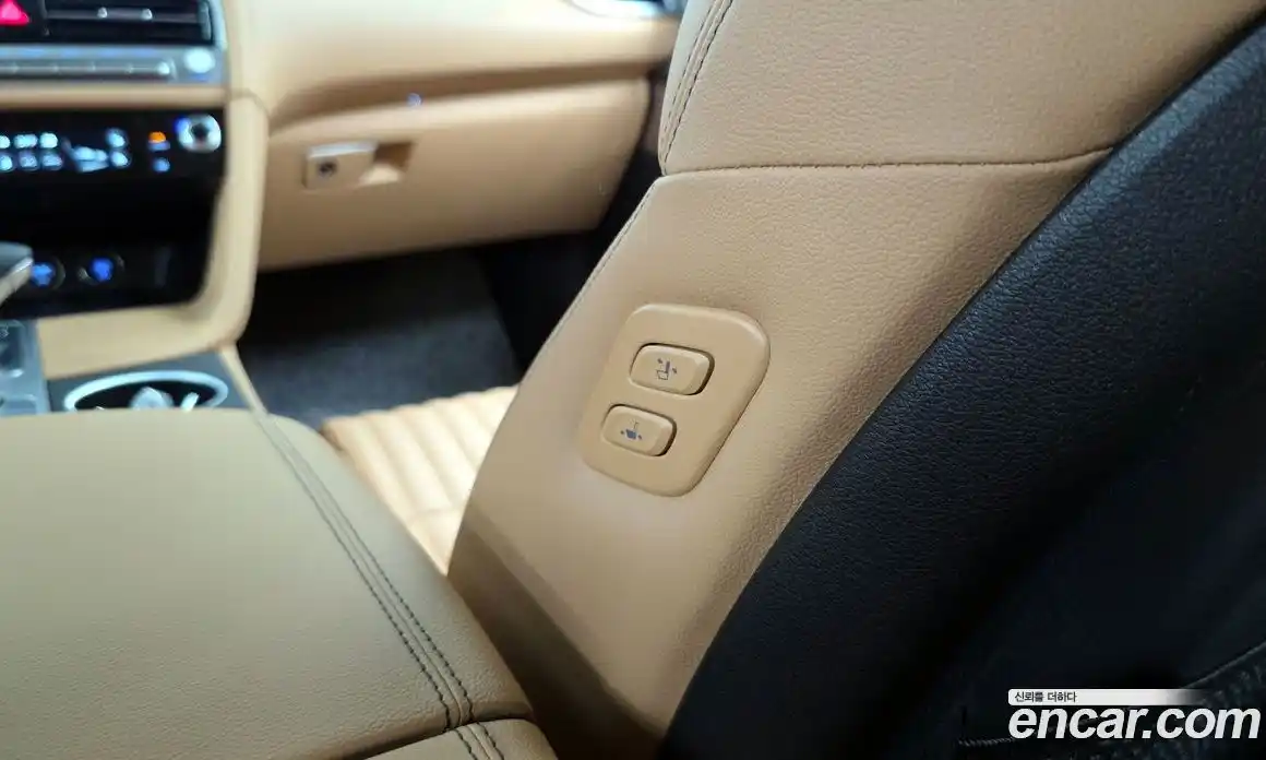 Genesis G70 2025 2.5 автомат (гидро), фото 24