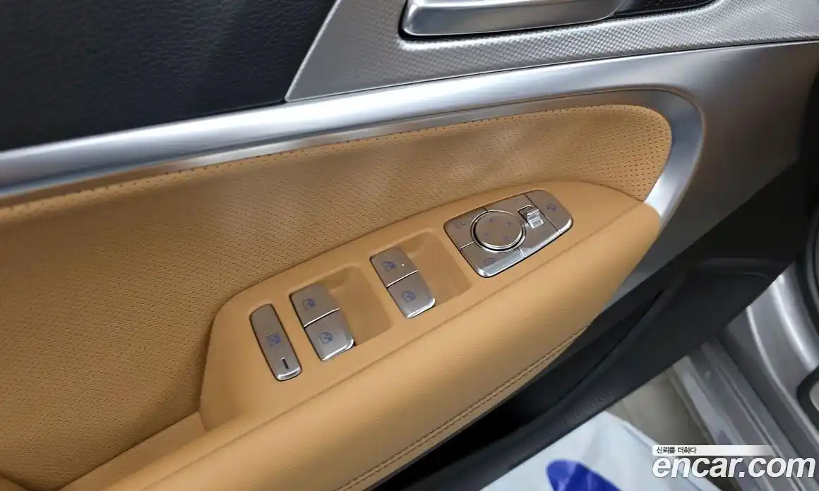Genesis G70 2025 2.5 автомат (гидро), фото 29
