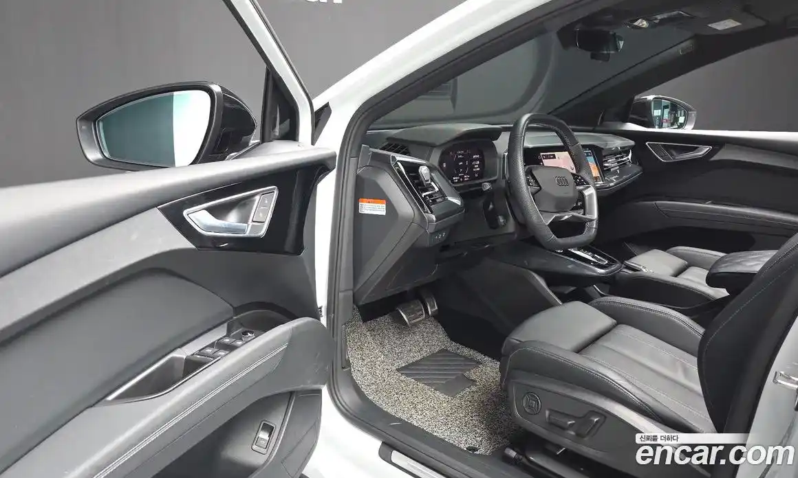 Audi Q4 e-tron 2023 0.2 автомат (гидро), фото 11