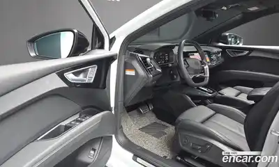 Audi Q4 e-tron 2023 0.2 автомат (гидро), миниатюра 11