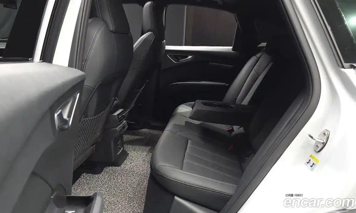 Audi Q4 e-tron 2023 0.2 автомат (гидро), фото 12