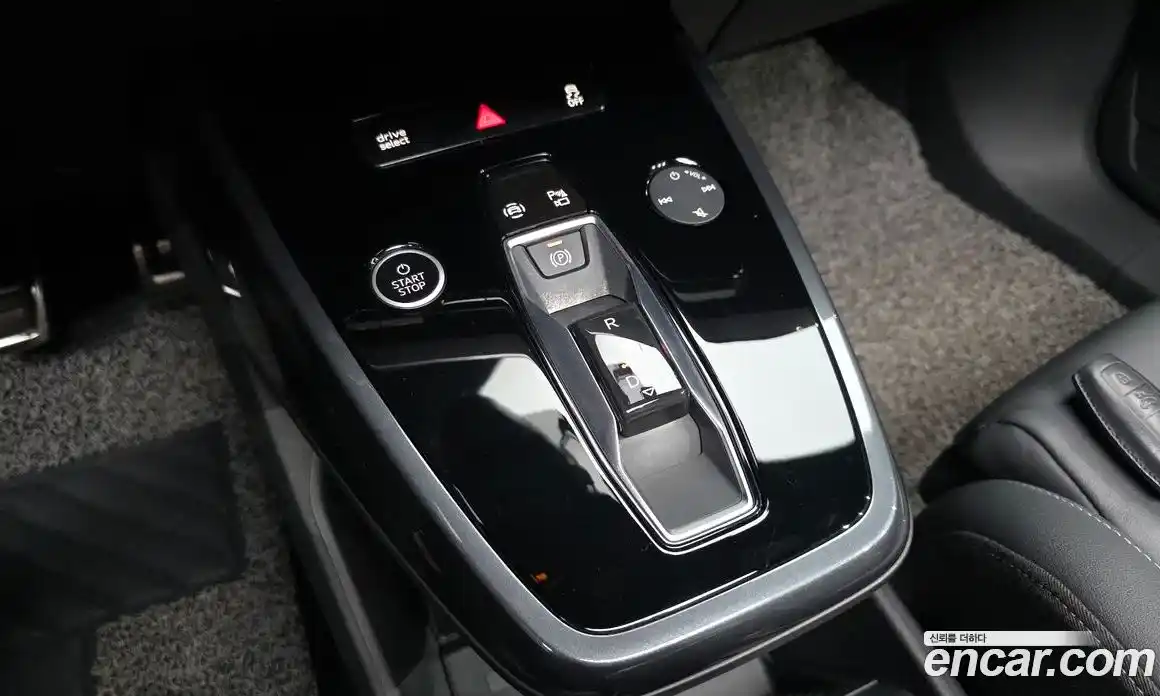 Audi Q4 e-tron 2023 0.2 автомат (гидро), фото 9