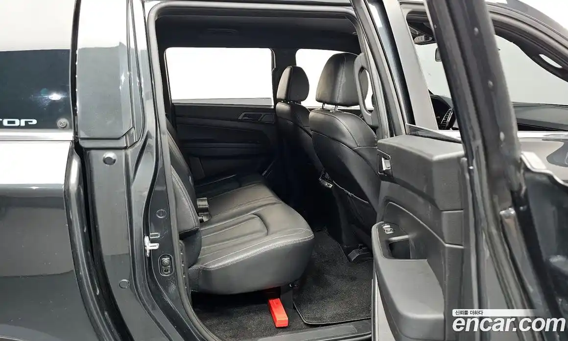 SsangYong Rexton 2022 2.2 автомат (гидро), фото 17