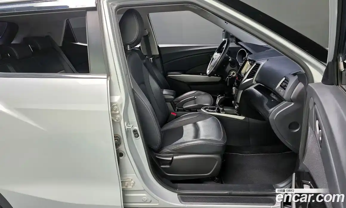 SsangYong TIBOLI 2016 1.6 автомат (гидро), фото 16