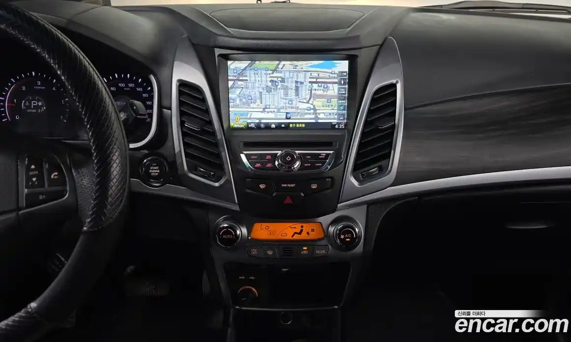 SsangYong Korando 2015 2.0 автомат (гидро), фото 13
