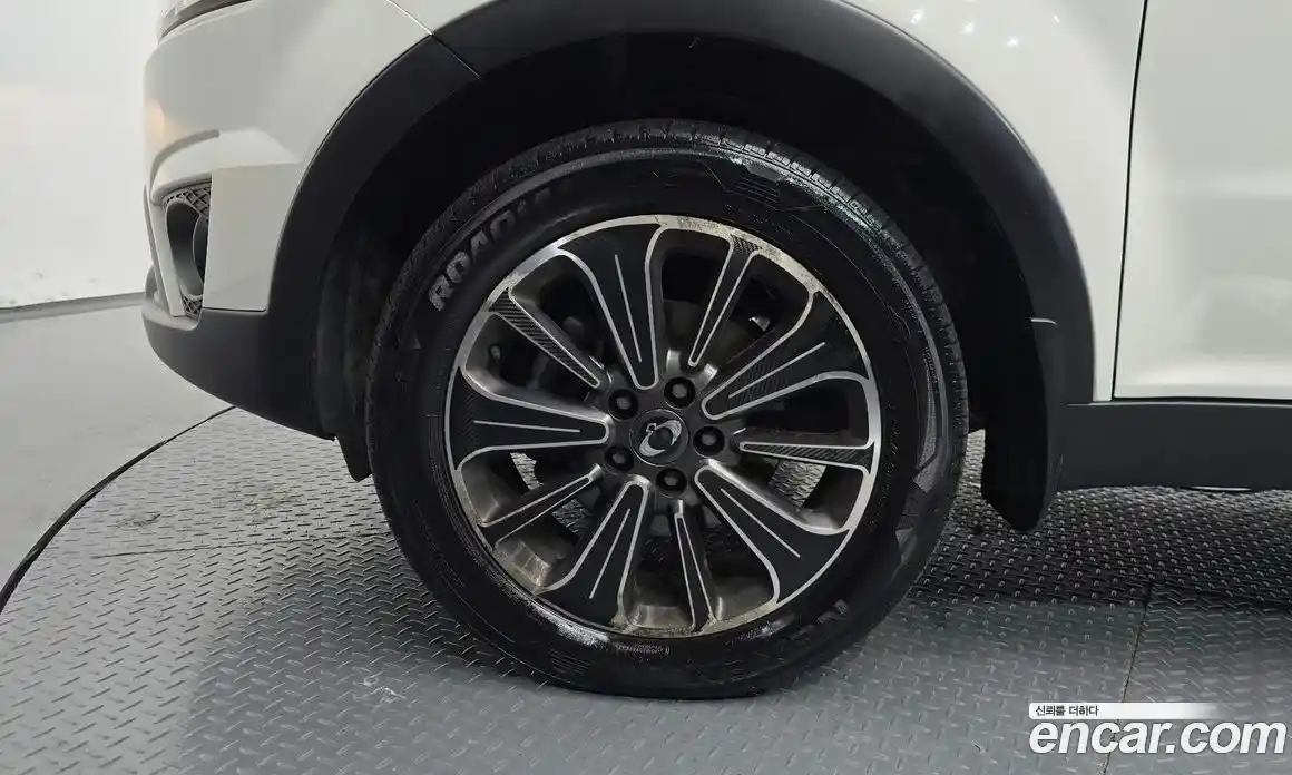 SsangYong Korando 2015 2.0 автомат (гидро), фото 5
