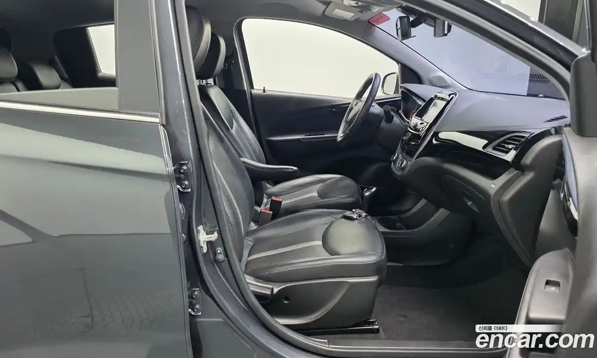 Chevrolet Spark 2019 1.0 автомат (гидро), фото 15