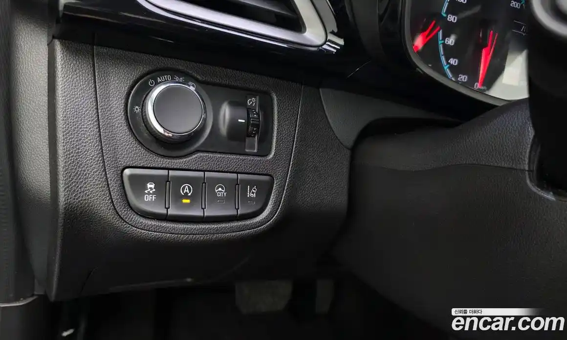 Chevrolet Spark 2019 1.0 автомат (гидро), фото 23