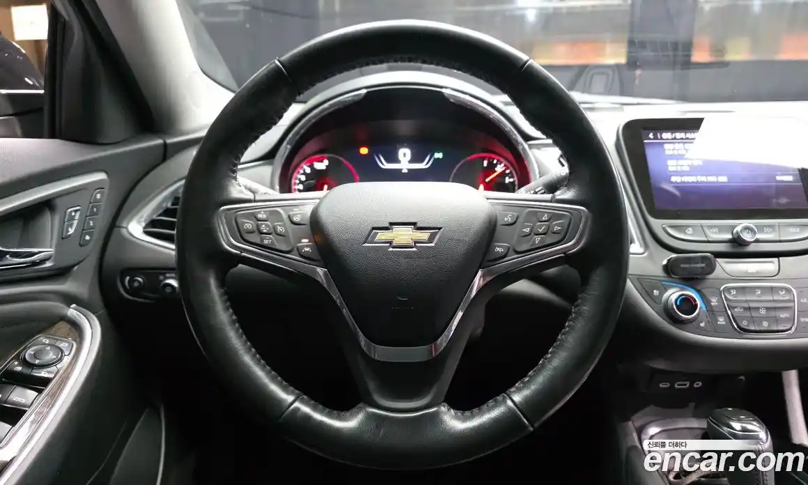 Chevrolet Malibu 2019 2.0 автомат (гидро), фото 19