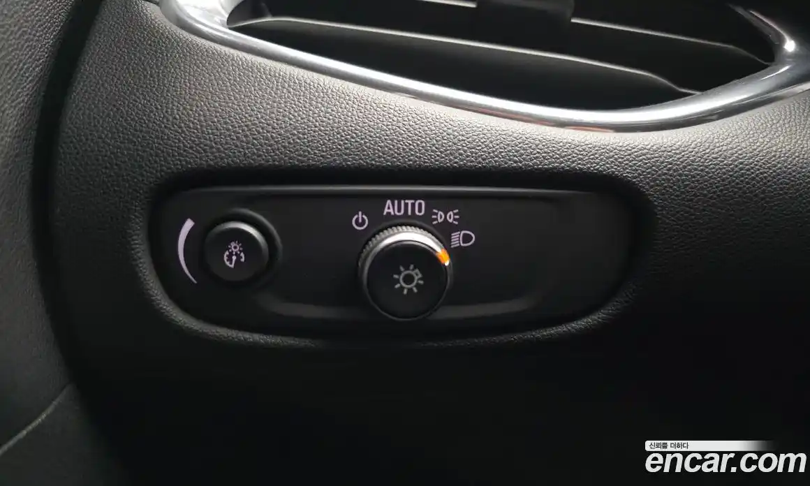 Chevrolet Malibu 2019 2.0 автомат (гидро), фото 28