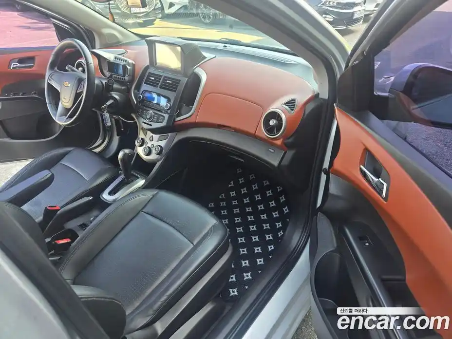 Chevrolet Aveo 2013 1.6 автомат (гидро), фото 18