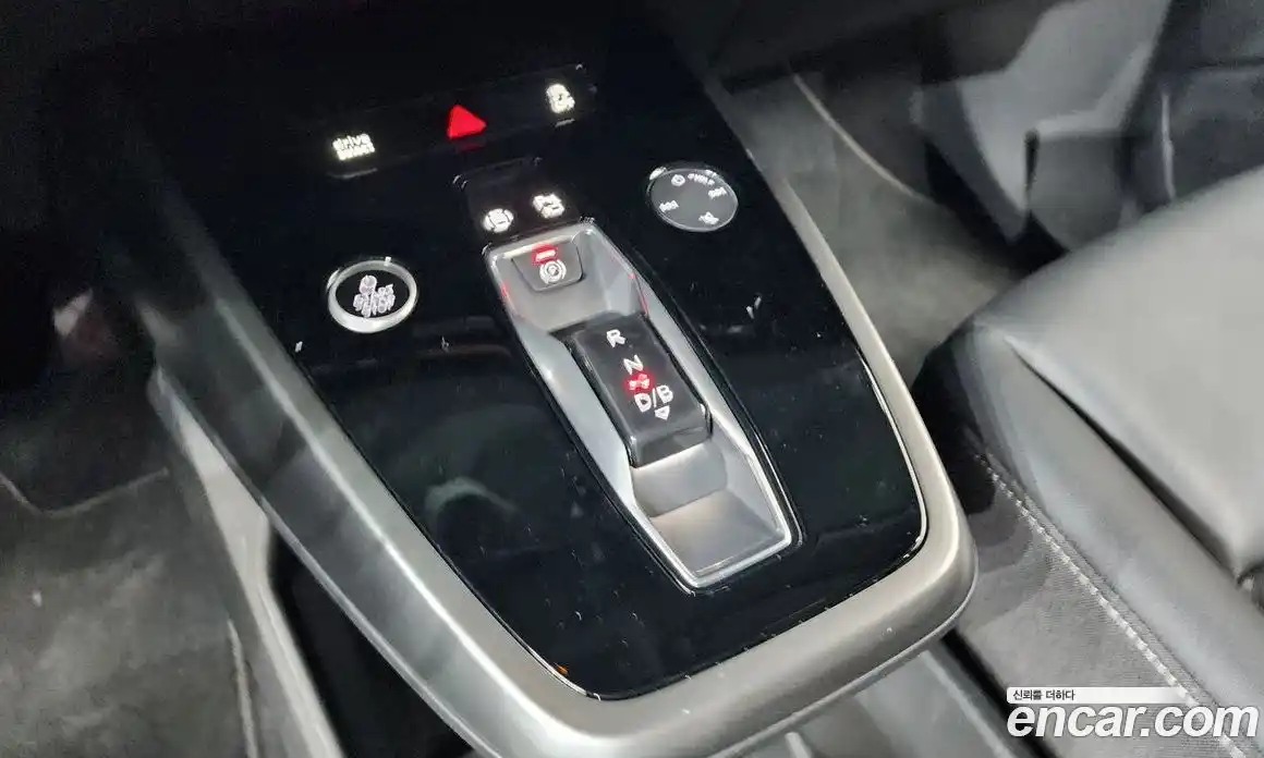 Audi Q4 e-tron 2023 0.2 автомат (гидро), фото 12