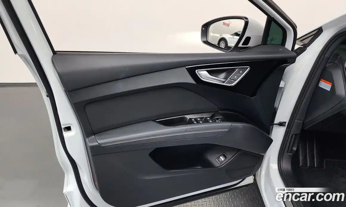 Audi Q4 e-tron 2023 0.2 автомат (гидро), фото 14