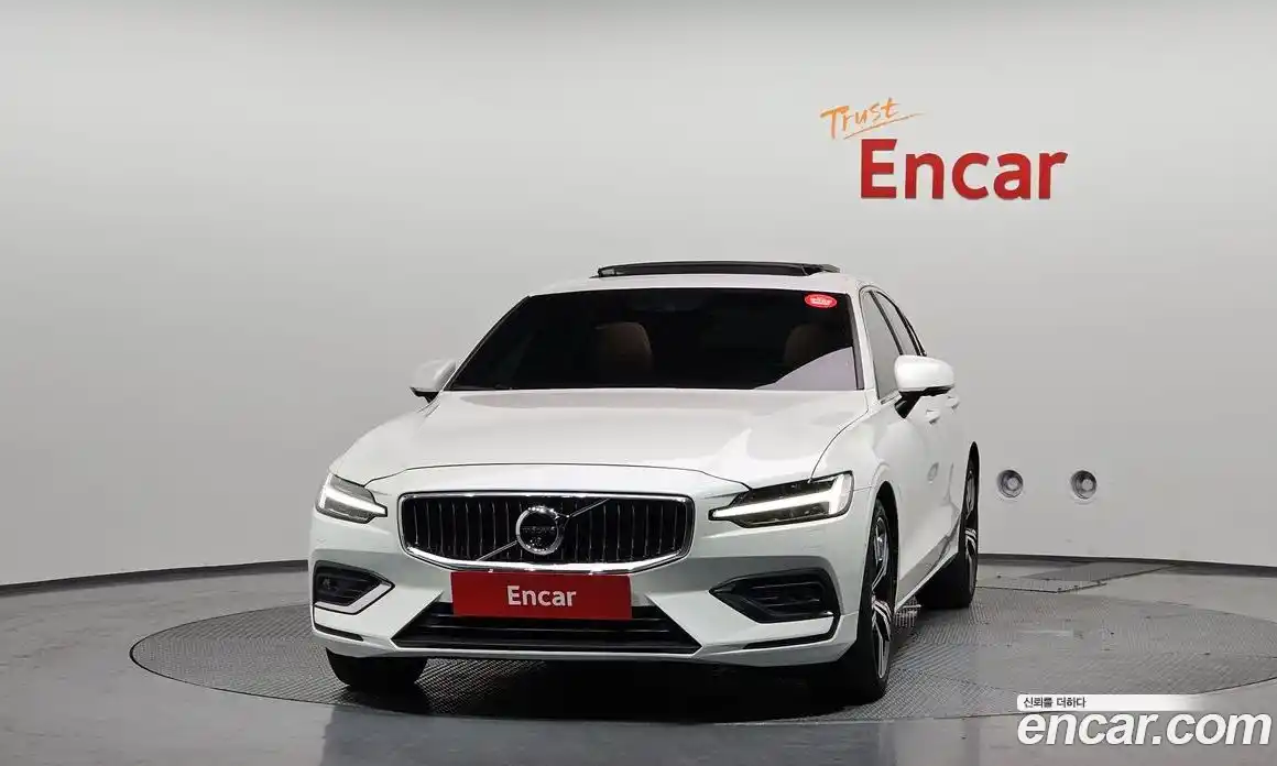 Volvo S60 2020 2.0 автомат (гидро), фото 3