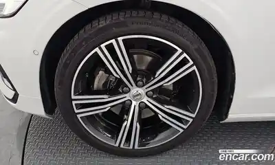 Volvo S60 2020 2.0 автомат (гидро), миниатюра 5