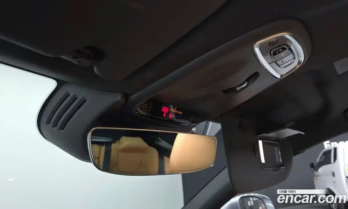 Volvo XC60 2021 2.0 автомат (гидро), фото 23