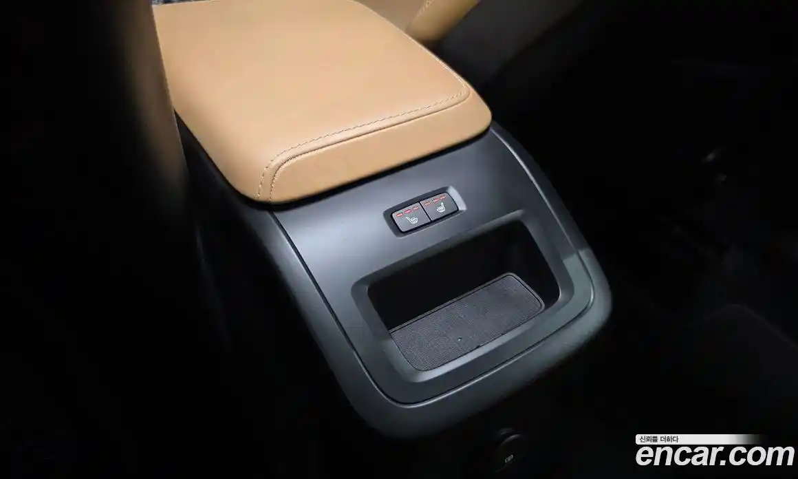 Volvo XC60 2021 2.0 автомат (гидро), фото 37