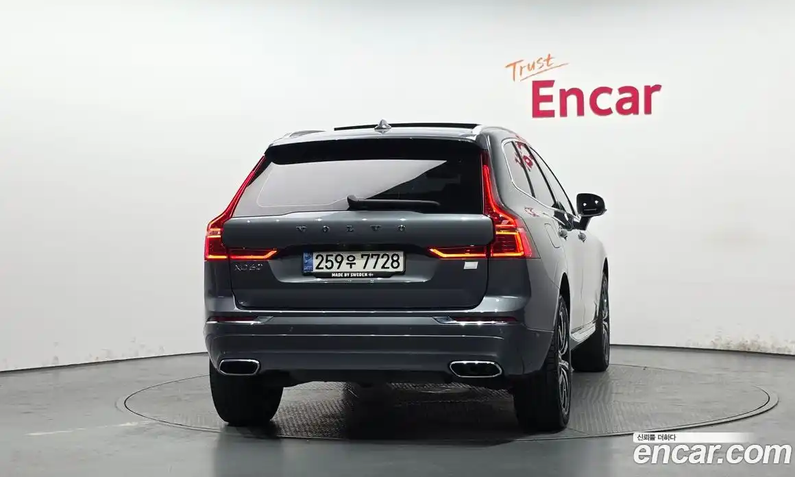 Volvo XC60 2021 2.0 автомат (гидро), фото 4