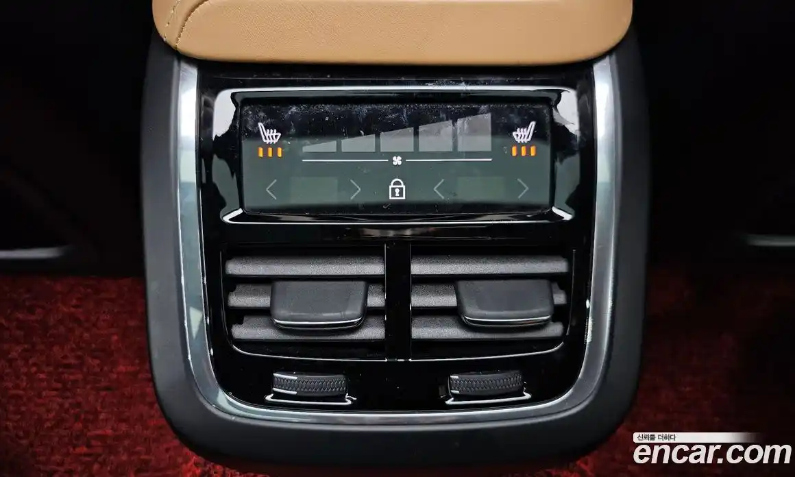 Volvo V60 2021 2.0 автомат (гидро), фото 32
