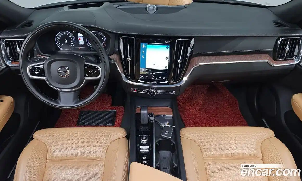 Volvo V60 2021 2.0 автомат (гидро), фото 9