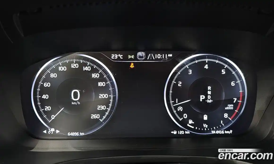 Volvo V60 2021 2.0 автомат (гидро), фото 10
